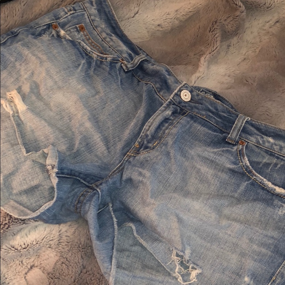 American eagle light denim shorts